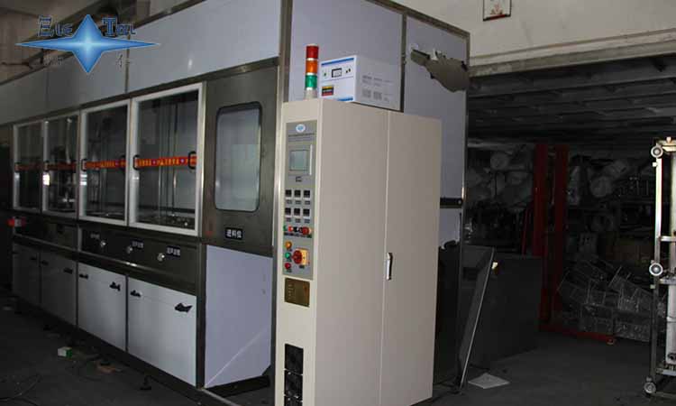 三槽超聲波清洗機生產(chǎn)廠家哪家好？