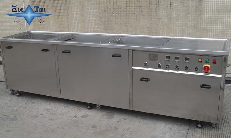 超聲波清洗機用的是什么水？對水量有要求嗎？