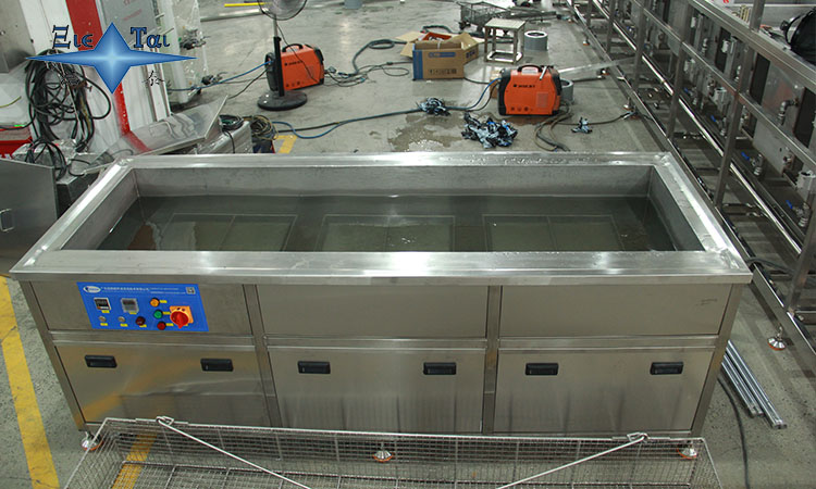 超聲波清洗機在金屬冶煉設備清洗中的應用與優(yōu)勢 超聲波清洗機在金屬冶煉設備清洗中的應用與優(yōu)勢