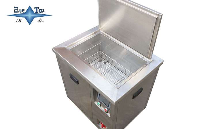 超聲波清洗機(jī)在金屬工藝品清洗中的非損傷性應(yīng)用 超聲波清洗機(jī)在金屬工藝品清洗中的非損傷性應(yīng)用