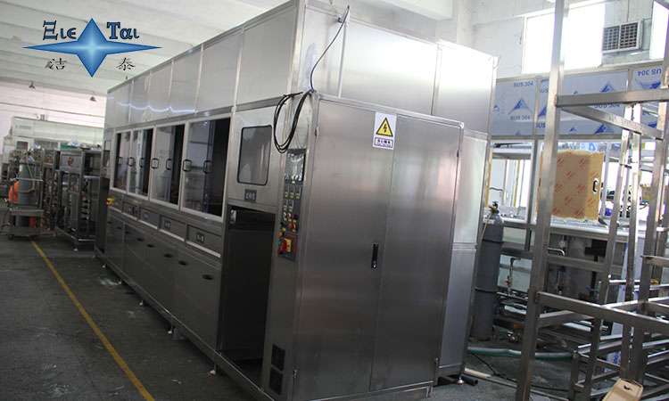 清洗新視野:超聲波清洗設(shè)備的先進(jìn)設(shè)計(jì)與應(yīng)用 清洗新視野:超聲波清洗設(shè)備的先進(jìn)設(shè)計(jì)與應(yīng)用